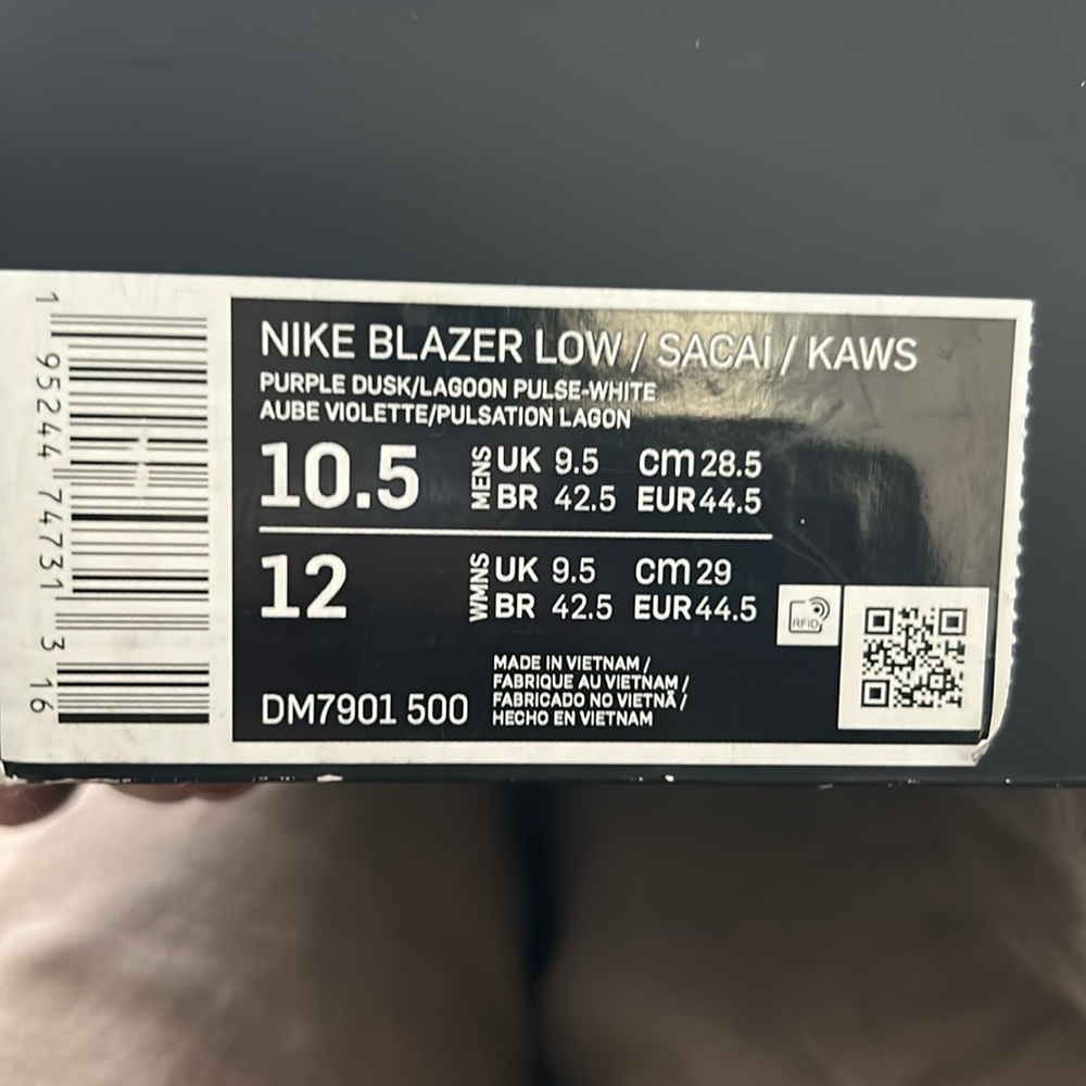 “Authentic“Nike Blazer Low Sacai Kaws Sneakers